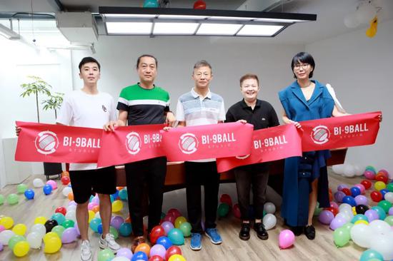 9球世界冠军留英语硕士学位,回国创业